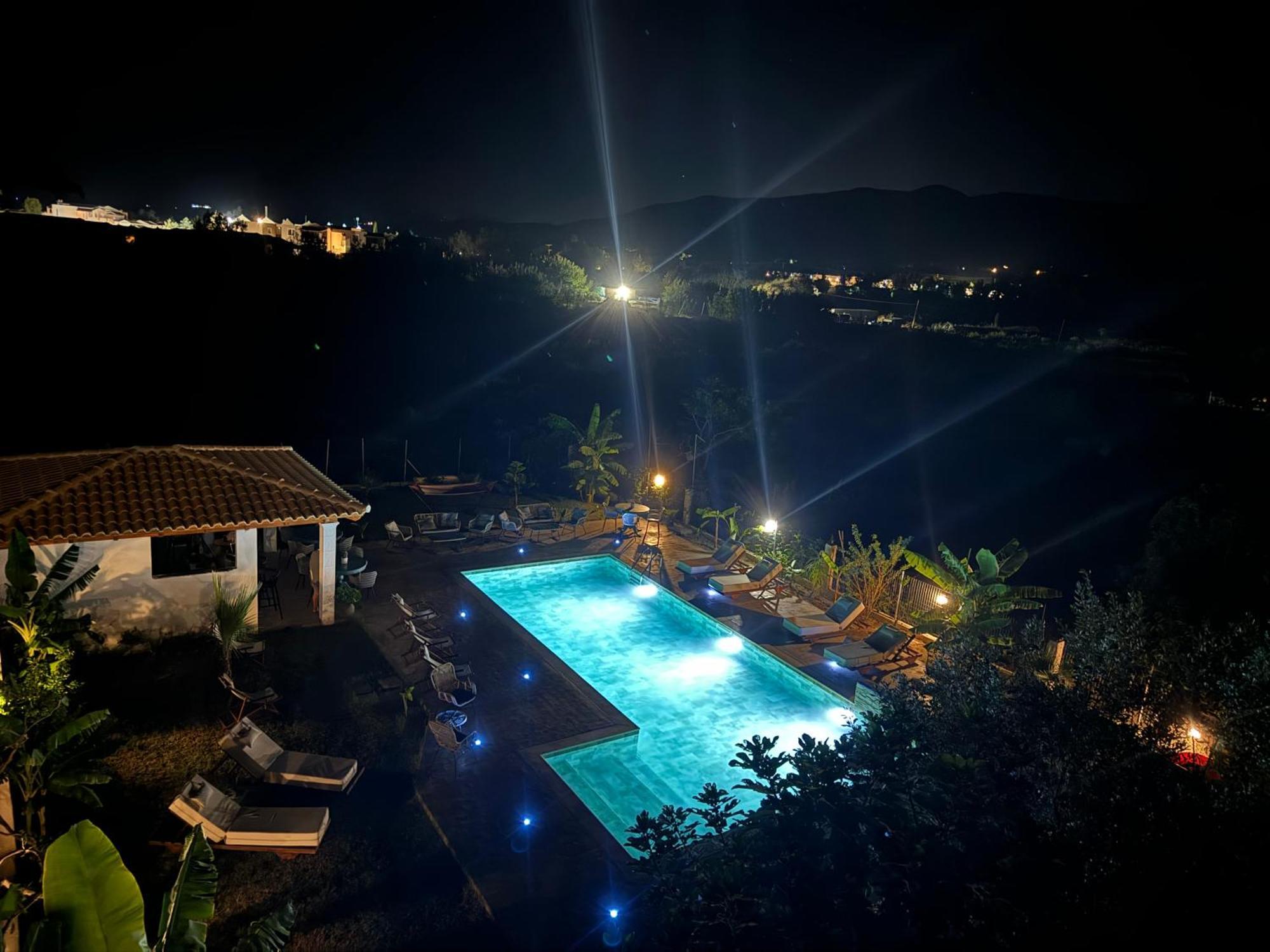 Kapetanios Luxury Aparthotel Agios Georgios  Luaran gambar